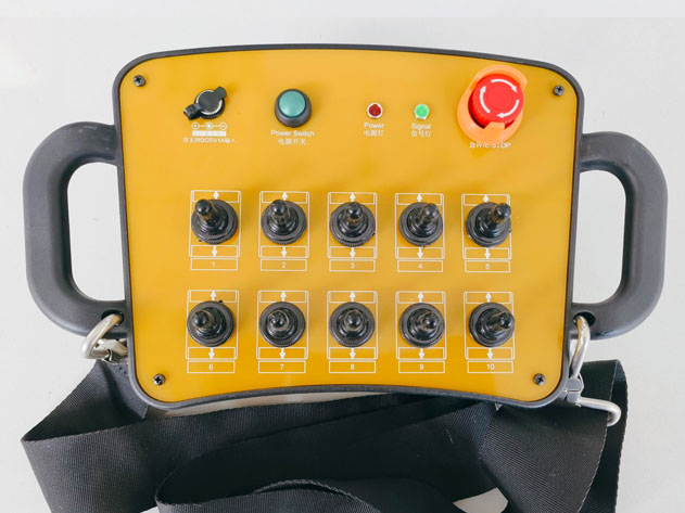 10路開(kāi)關(guān)量撥桿20路工業(yè)無(wú)線遙控器